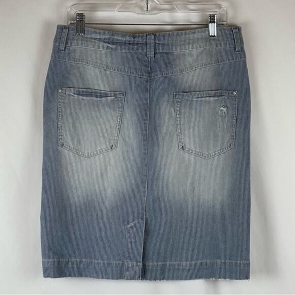 Anthropologie Pilcro & The Letterpress Distressed Boho Y2K 90s Jean Skirt Size M - Picture 4 of 10